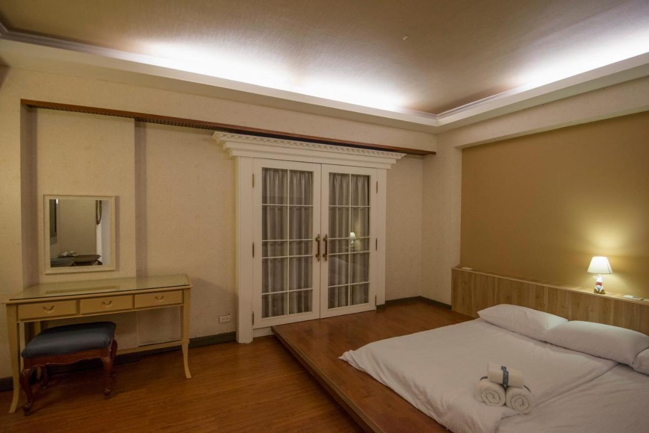 Hotel Kaohsiung Time'S Zewnętrze zdjęcie
